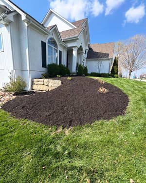 Professional mulch installation